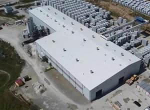 Hala przemysłowa w Lutoryżu