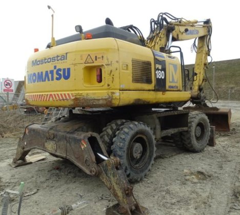 Koparka kołowa Komatsu PW 180-7E0